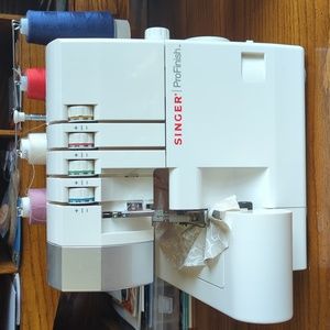 Overlock Machine SINGER